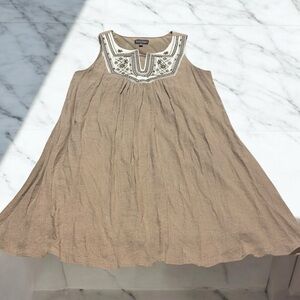 Sz 8 Luxology gauze dress tan women's embroidered Beach Cruise Vacation